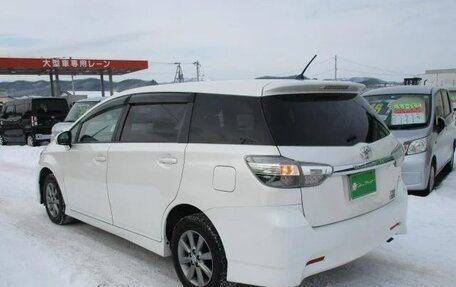 Toyota Wish II, 2012 год, 1 455 000 рублей, 6 фотография