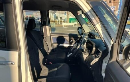 Toyota Tank I, 2019 год, 1 072 000 рублей, 25 фотография