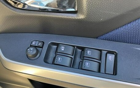 Toyota Tank I, 2019 год, 1 072 000 рублей, 23 фотография