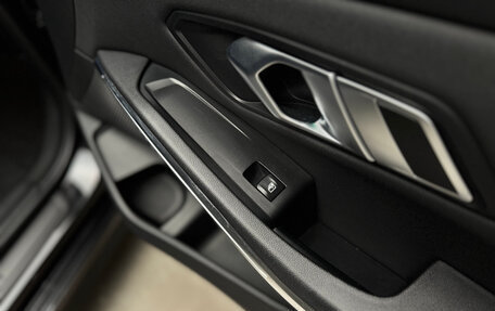 BMW 3 серия, 2020 год, 3 150 000 рублей, 24 фотография
