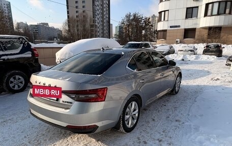 Skoda Superb III рестайлинг, 2019 год, 3 100 000 рублей, 5 фотография