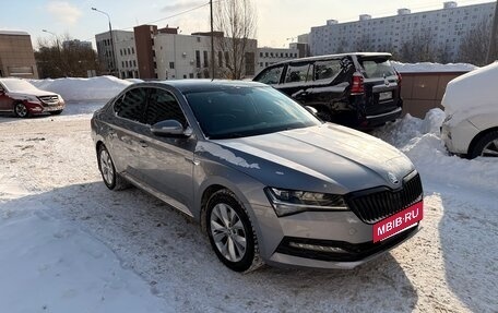 Skoda Superb III рестайлинг, 2019 год, 3 100 000 рублей, 2 фотография