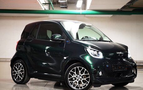 Smart Fortwo III, 2023 год, 3 500 000 рублей, 5 фотография
