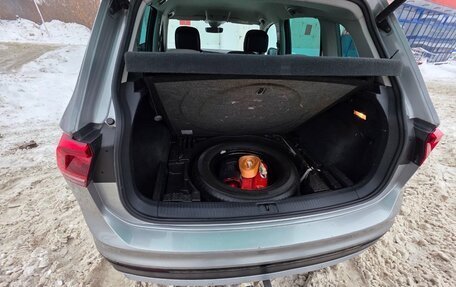 Volkswagen Tiguan II, 2020 год, 2 320 000 рублей, 5 фотография