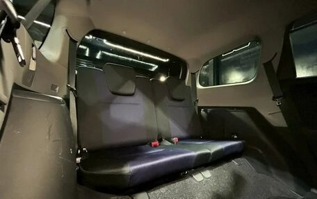 Toyota Wish II, 2013 год, 1 511 000 рублей, 29 фотография