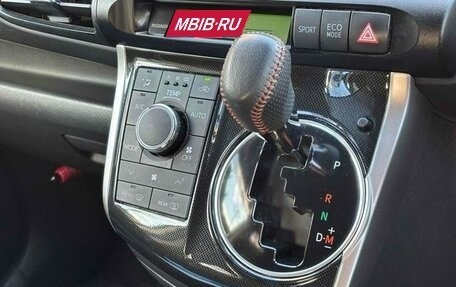 Toyota Wish II, 2013 год, 1 460 000 рублей, 9 фотография