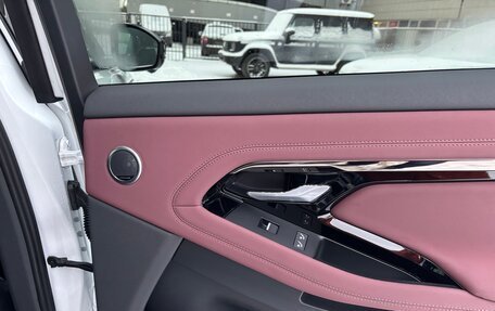 Land Rover Range Rover Evoque II, 2025 год, 5 850 000 рублей, 15 фотография