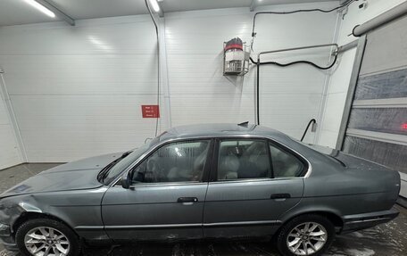 BMW 5 серия, 1989 год, 240 000 рублей, 4 фотография