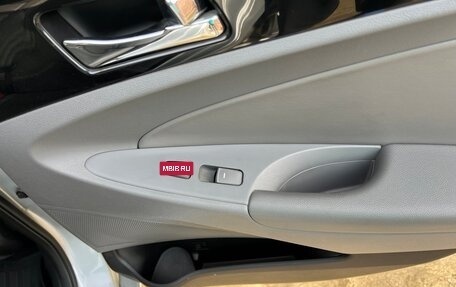 Hyundai Sonata VI, 2010 год, 1 100 000 рублей, 10 фотография