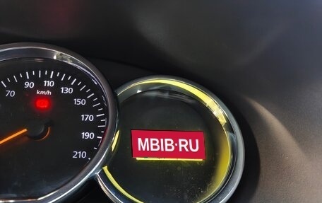 Renault Logan II, 2019 год, 560 000 рублей, 13 фотография