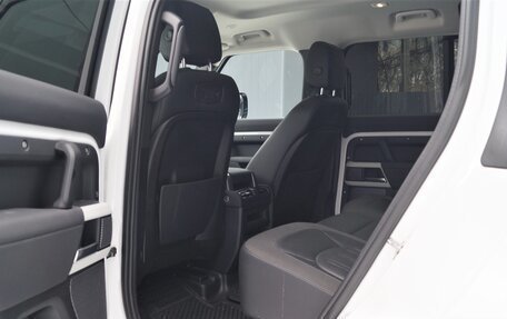 Land Rover Defender II, 2021 год, 5 500 000 рублей, 29 фотография