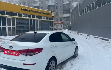 KIA Rio III рестайлинг, 2017 год, 1 350 000 рублей, 4 фотография