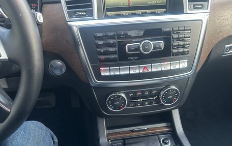 Mercedes-Benz GL-Класс, 2014 год, 2 850 000 рублей, 15 фотография