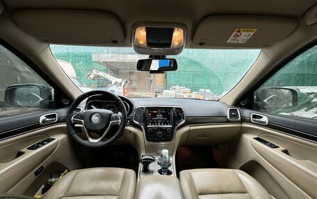 Jeep Grand Cherokee, 2013 год, 2 200 000 рублей, 20 фотография