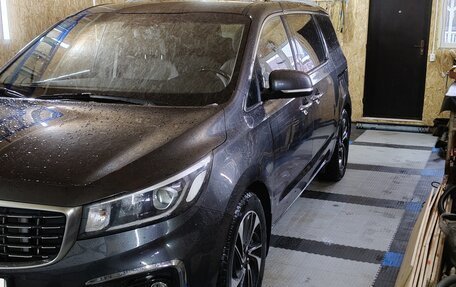 KIA Carnival III, 2019 год, 3 600 000 рублей, 17 фотография