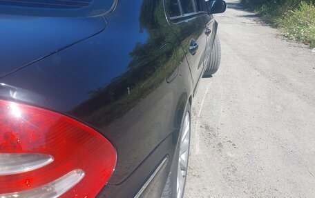 Mercedes-Benz E-Класс, 2003 год, 850 000 рублей, 8 фотография