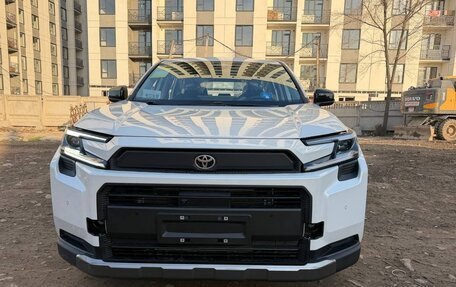 Toyota RAV4, 2025 год, 5 190 000 рублей, 2 фотография