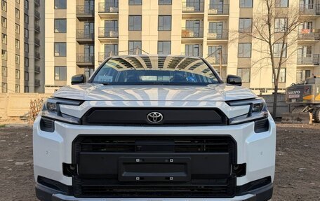 Toyota RAV4, 2025 год, 5 190 000 рублей, 9 фотография