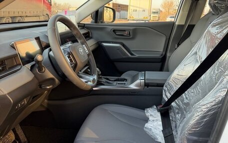 Toyota RAV4, 2025 год, 5 190 000 рублей, 12 фотография