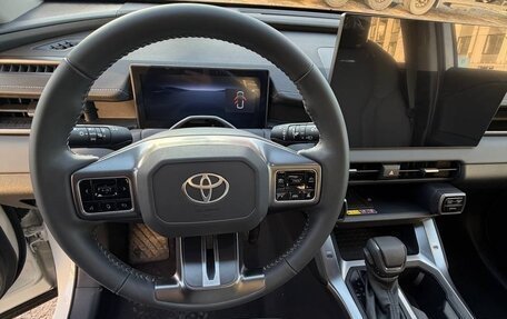 Toyota RAV4, 2025 год, 5 190 000 рублей, 18 фотография