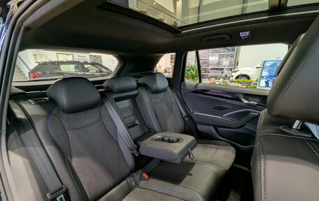 Volkswagen Tiguan, 2025 год, 5 190 000 рублей, 32 фотография