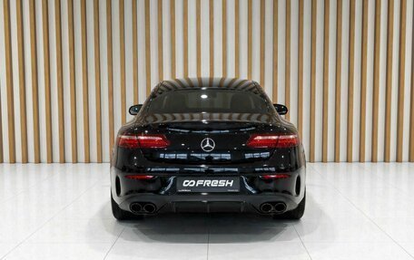 Mercedes-Benz E-Класс, 2018 год, 4 219 000 рублей, 4 фотография