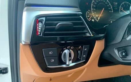 BMW 5 серия, 2019 год, 3 750 000 рублей, 20 фотография