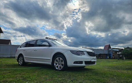 Skoda Superb III рестайлинг, 2011 год, 1 050 000 рублей, 1 фотография