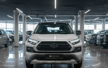 Toyota RAV4, 2025 год, 4 200 000 рублей, 3 фотография