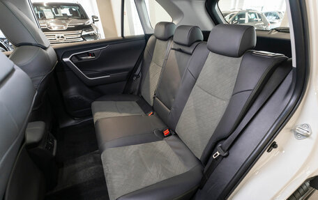 Toyota RAV4, 2025 год, 4 200 000 рублей, 13 фотография