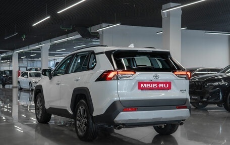 Toyota RAV4, 2025 год, 4 200 000 рублей, 4 фотография