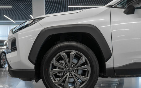 Toyota RAV4, 2025 год, 4 200 000 рублей, 26 фотография