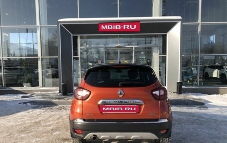 Renault Kaptur I рестайлинг, 2017 год, 1 410 000 рублей, 6 фотография