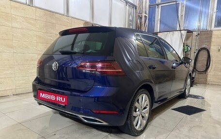 Volkswagen Golf VII, 2017 год, 1 590 000 рублей, 10 фотография