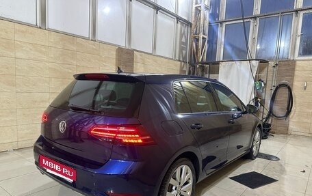 Volkswagen Golf VII, 2017 год, 1 590 000 рублей, 5 фотография