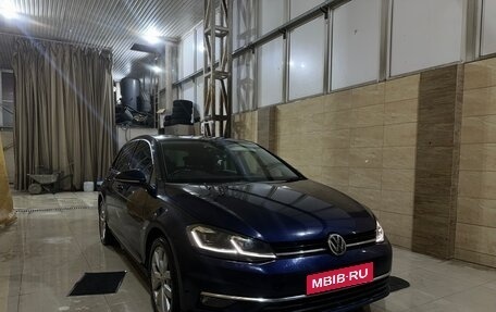 Volkswagen Golf VII, 2017 год, 1 590 000 рублей, 6 фотография