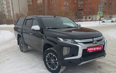 Mitsubishi L200 IV рестайлинг, 2019 год, 1 800 000 рублей, 7 фотография