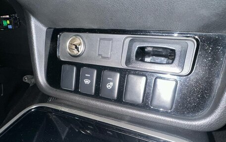 Mitsubishi Outlander III рестайлинг 3, 2017 год, 2 290 000 рублей, 11 фотография