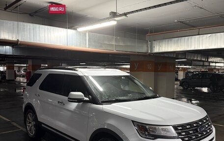 Ford Explorer VI, 2018 год, 2 900 000 рублей, 4 фотография