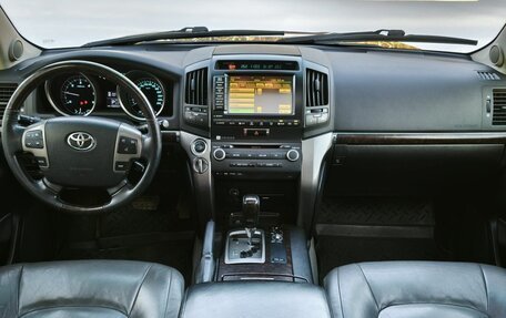 Toyota Land Cruiser 200, 2010 год, 3 480 000 рублей, 18 фотография