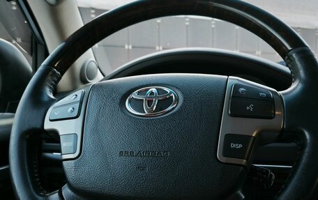 Toyota Land Cruiser 200, 2010 год, 3 480 000 рублей, 28 фотография