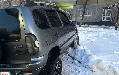 Chevrolet Niva I рестайлинг, 2004 год, 290 000 рублей, 3 фотография