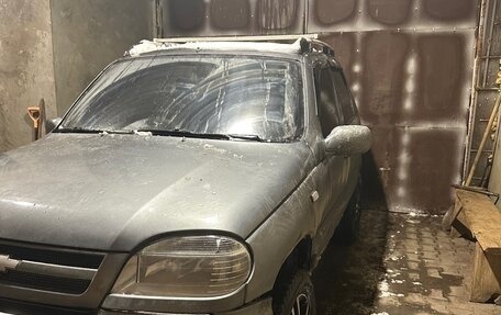 Chevrolet Niva I рестайлинг, 2004 год, 290 000 рублей, 6 фотография