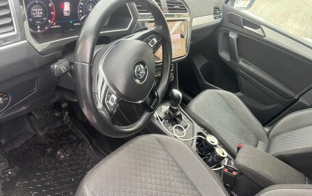 Volkswagen Tiguan II, 2017 год, 1 950 000 рублей, 8 фотография