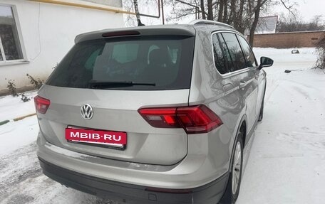 Volkswagen Tiguan II, 2017 год, 1 950 000 рублей, 6 фотография