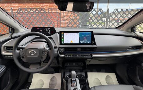 Toyota Prius IV XW50, 2025 год, 3 850 000 рублей, 3 фотография