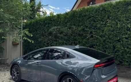 Toyota Prius IV XW50, 2025 год, 3 850 000 рублей, 2 фотография