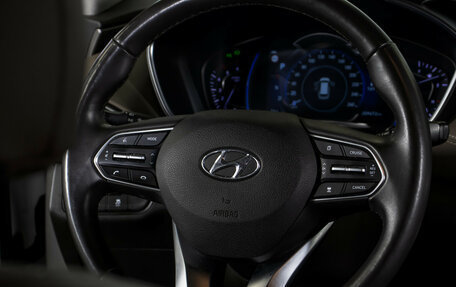 Hyundai Santa Fe IV, 2018 год, 2 990 000 рублей, 13 фотография