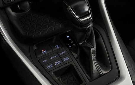 Toyota RAV4, 2020 год, 2 849 000 рублей, 19 фотография