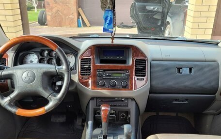 Mitsubishi Montero III, 2003 год, 1 150 000 рублей, 3 фотография